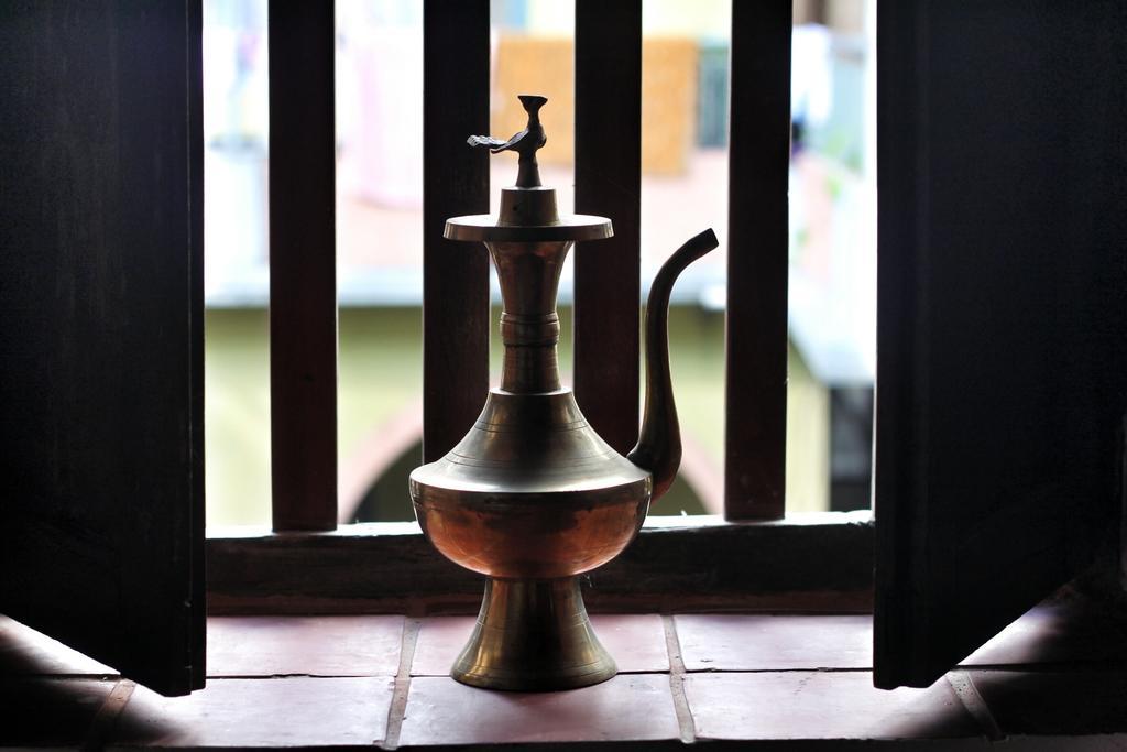 Boutique Heritage Home Lalitpur Esterno foto